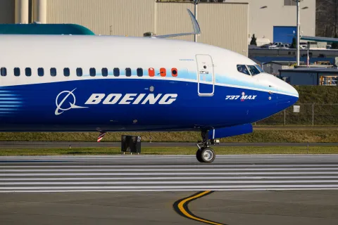 737 max 8