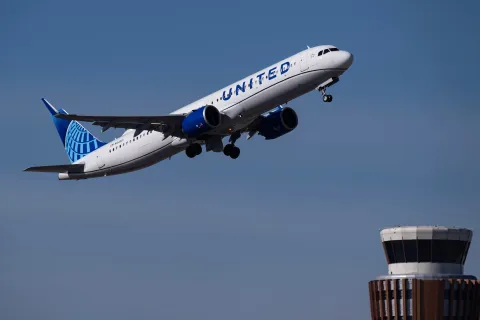 United Airlines Airbus A321Neo N44501 Departure from 7L at Sky Harbor International Airport