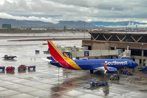Plaine of Southwest airlines at the airport Phoenix