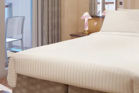 Carnival Luminosa - Suite Guarantee