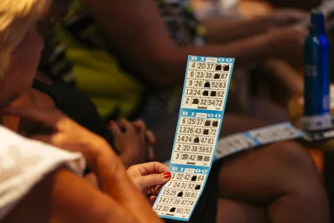 Carnival Pride - Bingo