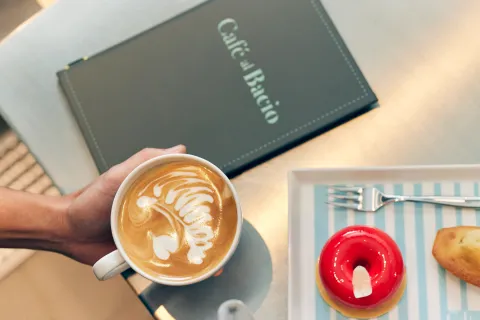 Celebrity Beyond - Café al Bacio