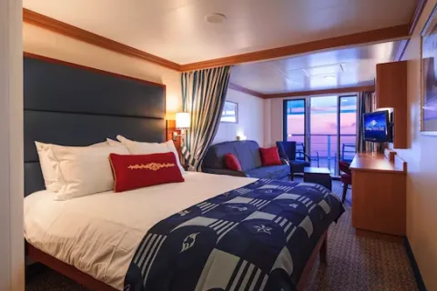 Disney Fantasy - Deluxe Family Oceanview Stateroom with Verandah