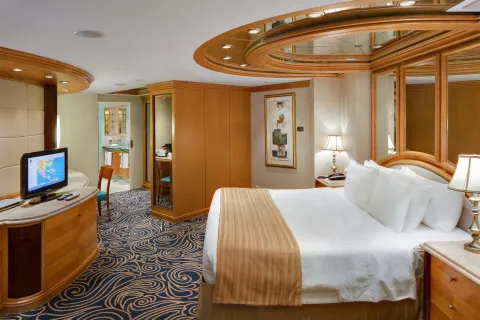 Enchantment of the Seas - Royal Suite - 1 Bedroom