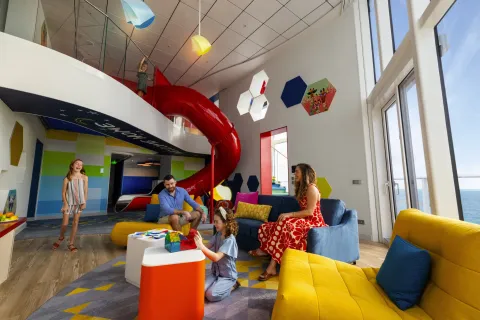 Icon of the Seas - Ultimate Family Townhouse
