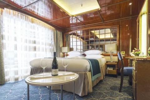 m/v Sea Spirit - Deluxe Suite