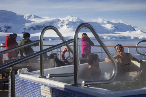 m/v Sea Spirit - Jacuzzi