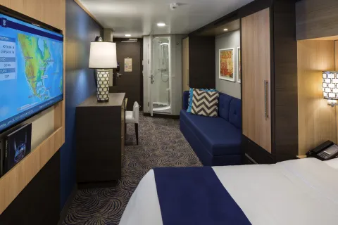 Ovation of the Seas - Connecting Interior