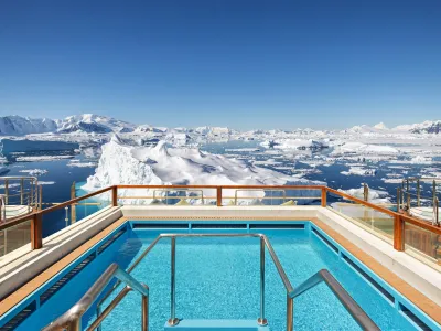 Sun Deck & Pool