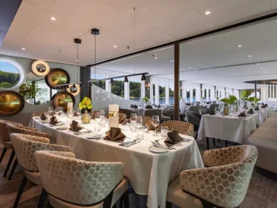 MS Amadeus Cara - Dining