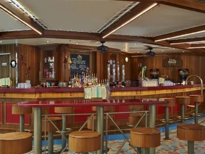 Carnival Pride - Entertainment