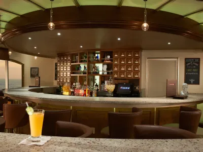Carnival_Conquest_Alchemy_Bar_3