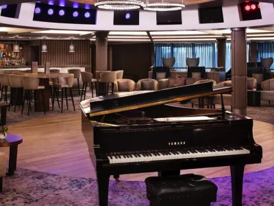 Celebrity Millennium - Entertainment