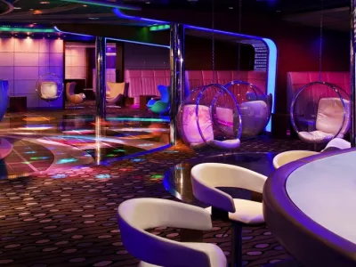 Celebrity Solstice - Entertainment