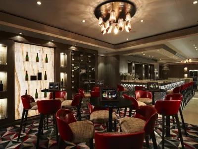 Norwegian Dawn - Entertainment