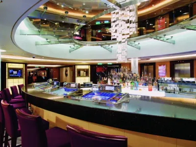 Norwegian Epic - Entertainment