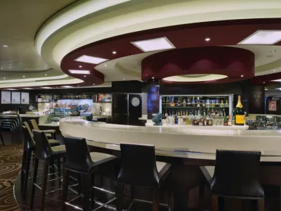 Norwegian Pearl - Entertainment