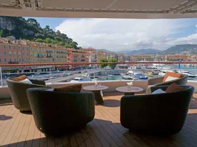 Ponant_Le_Boreal_Exterior_Open_Air_Bar_