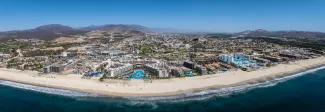 White sand beach (Playa Hotelera) in San José del Cabo B.C.S., Mexico