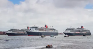 Three Queens close up